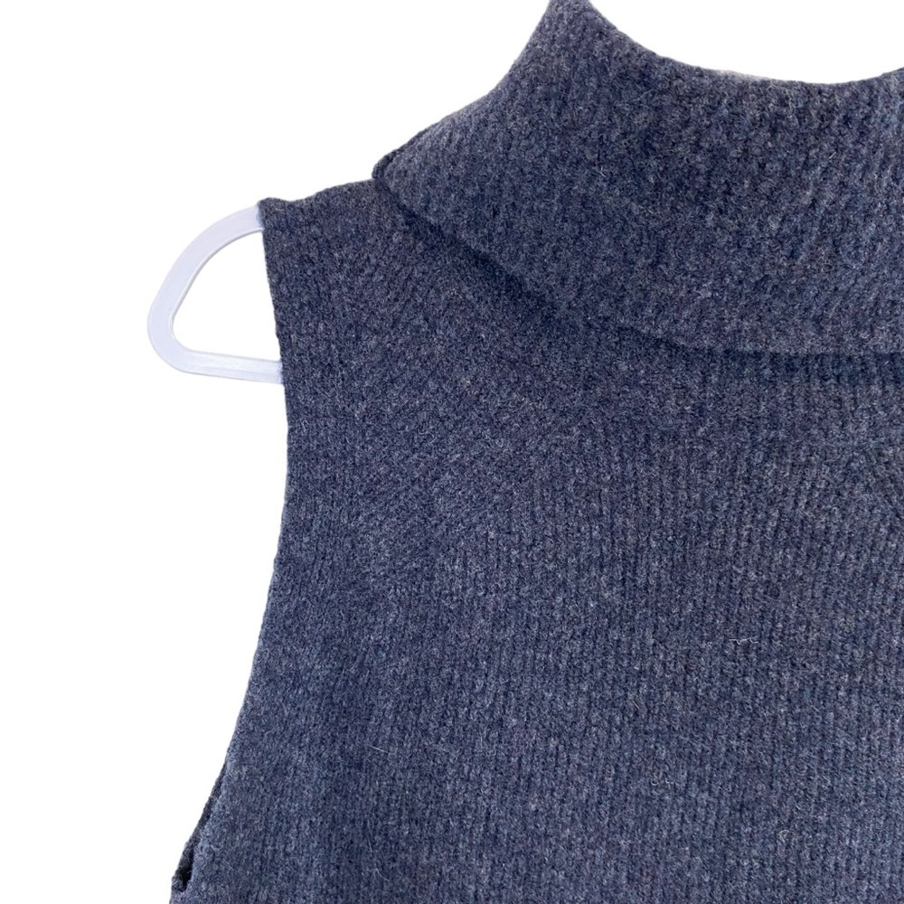 Aritzia - Community Blue Wool Blend Sleeveless Sweater - Size S-M - Picture 6 of 8
